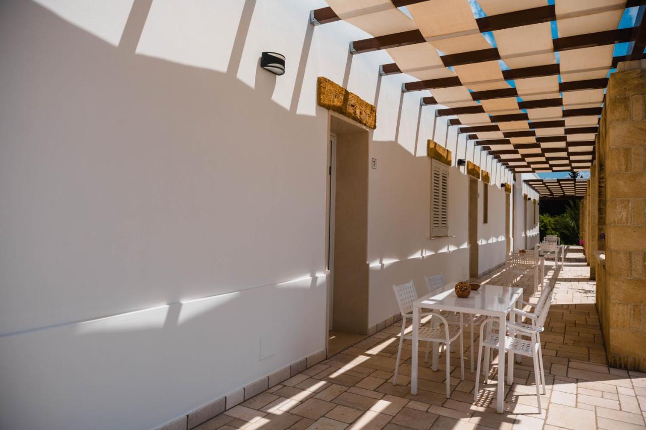Masseria Tenuta Flora Maria Leverano Eksteriør bilde