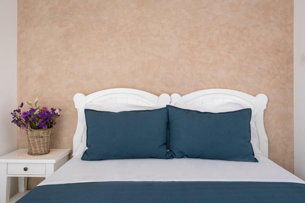 Masseria Tenuta Flora Maria Leverano Eksteriør bilde